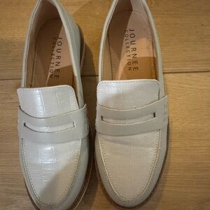 Journee Collection women’s light blue Cream Loafers